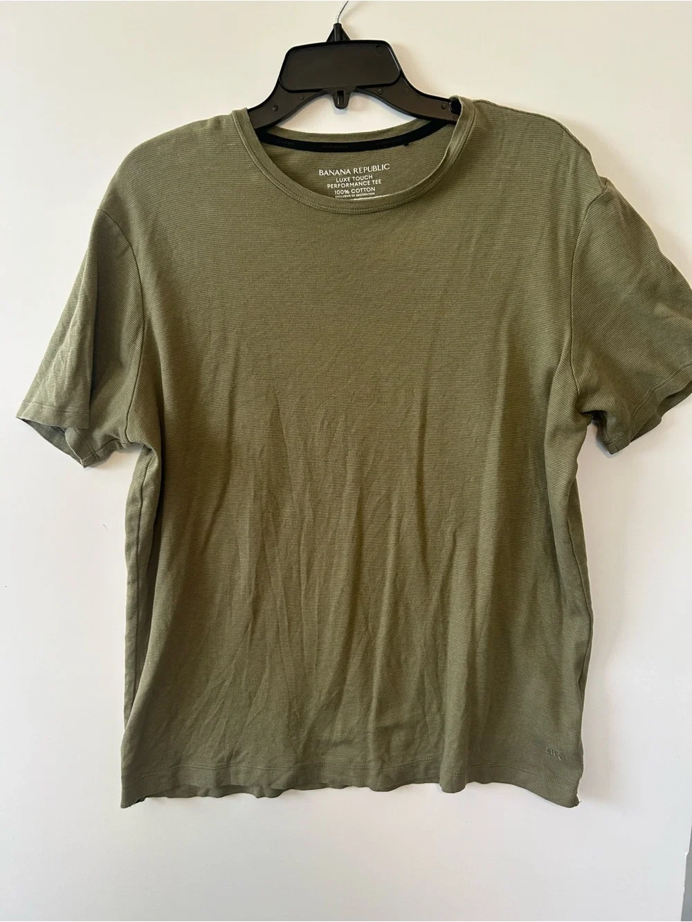 Banana Republic Men's Olive Crew Neck Short Sleeve Tee
